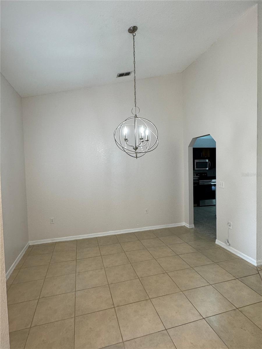 Image 5 of 10 For 8013 134th Loop