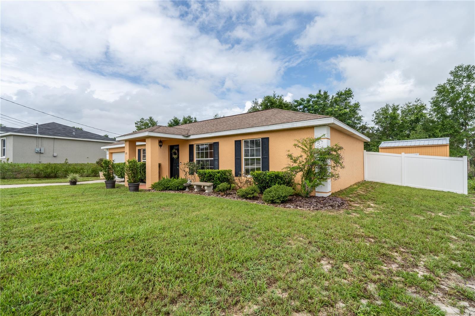 Image 2 of 36 For 189 Oak Circle
