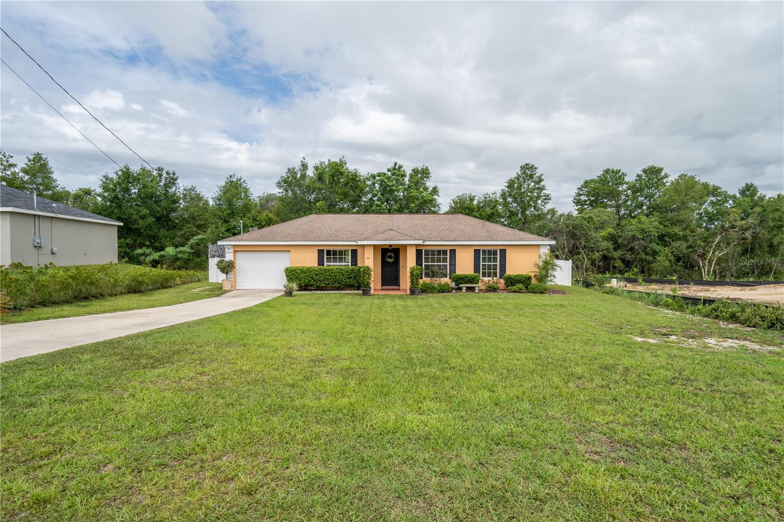 Image 4 of 36 For 189 Oak Circle