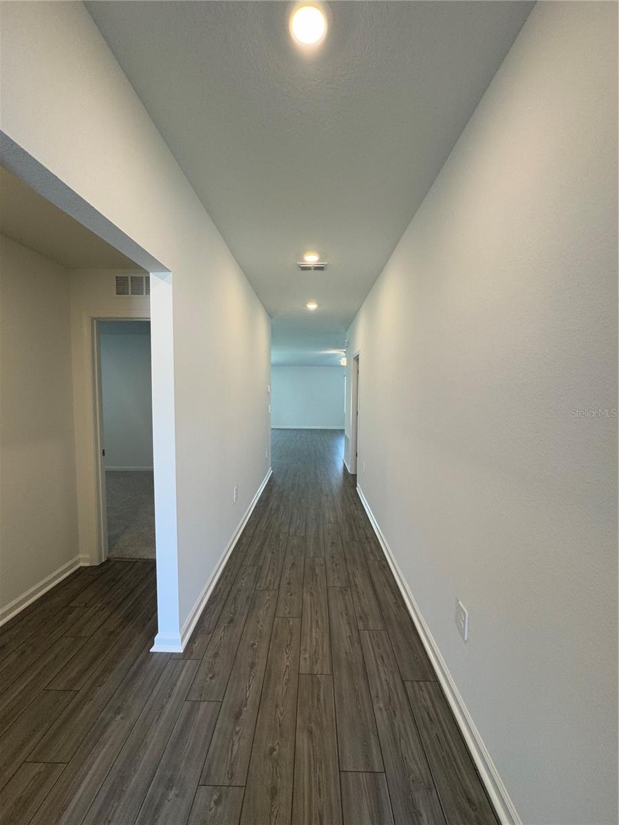 Image 18 of 37 For 4612 84th Street
