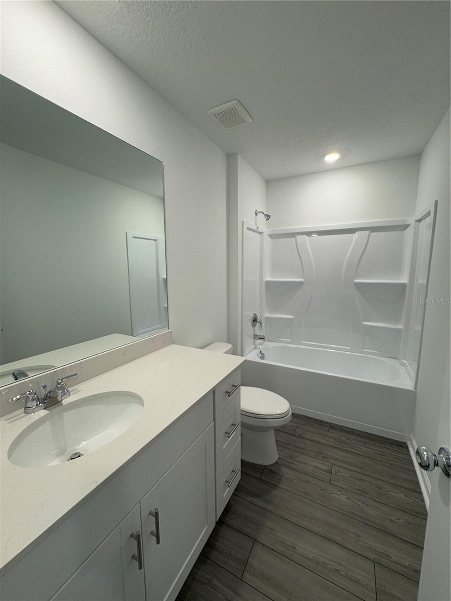 Image 21 of 37 For 4612 84th Street