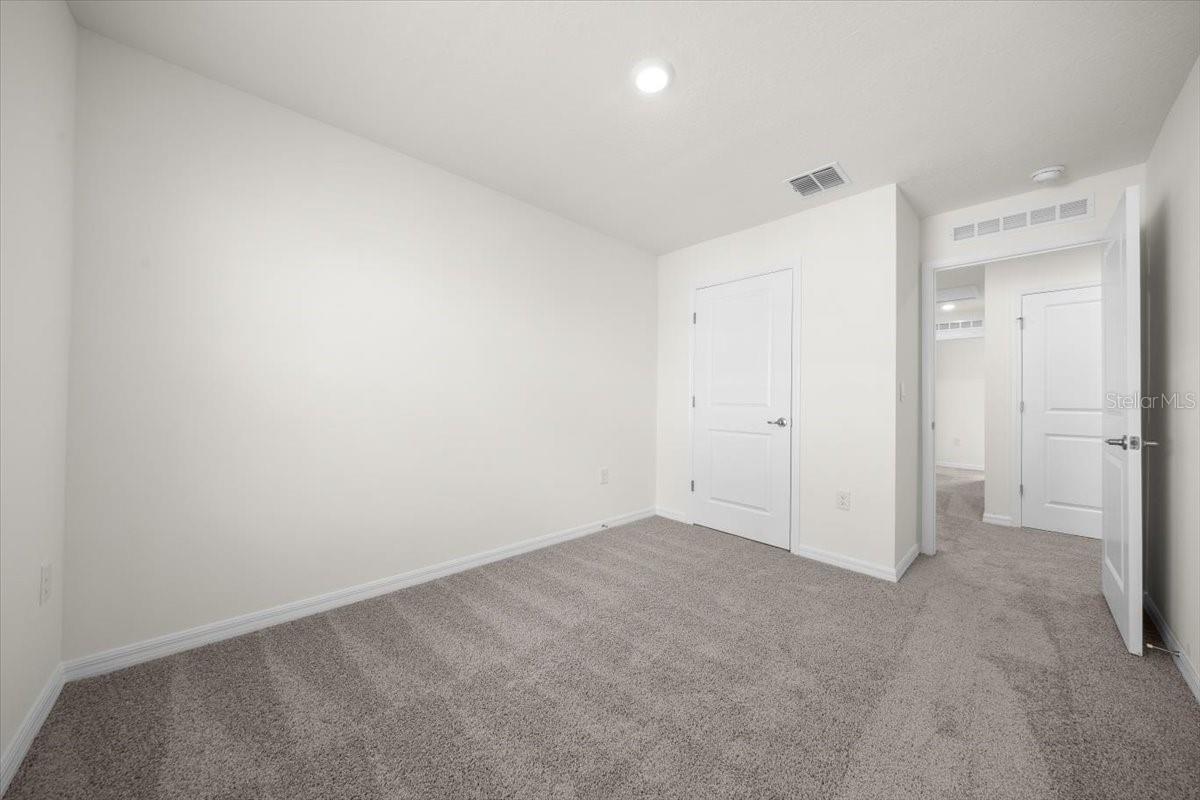 Image 18 of 22 For 6584 81st Loop