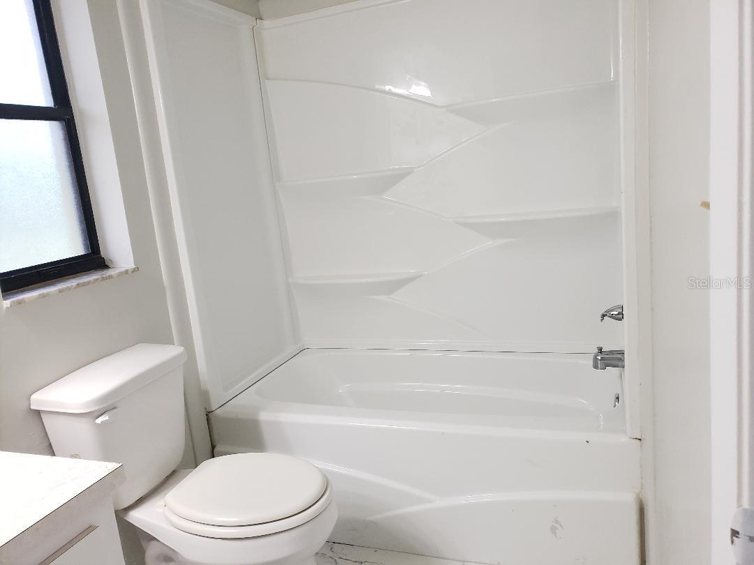 Listing photo id 1 for 3425 56th Avenue