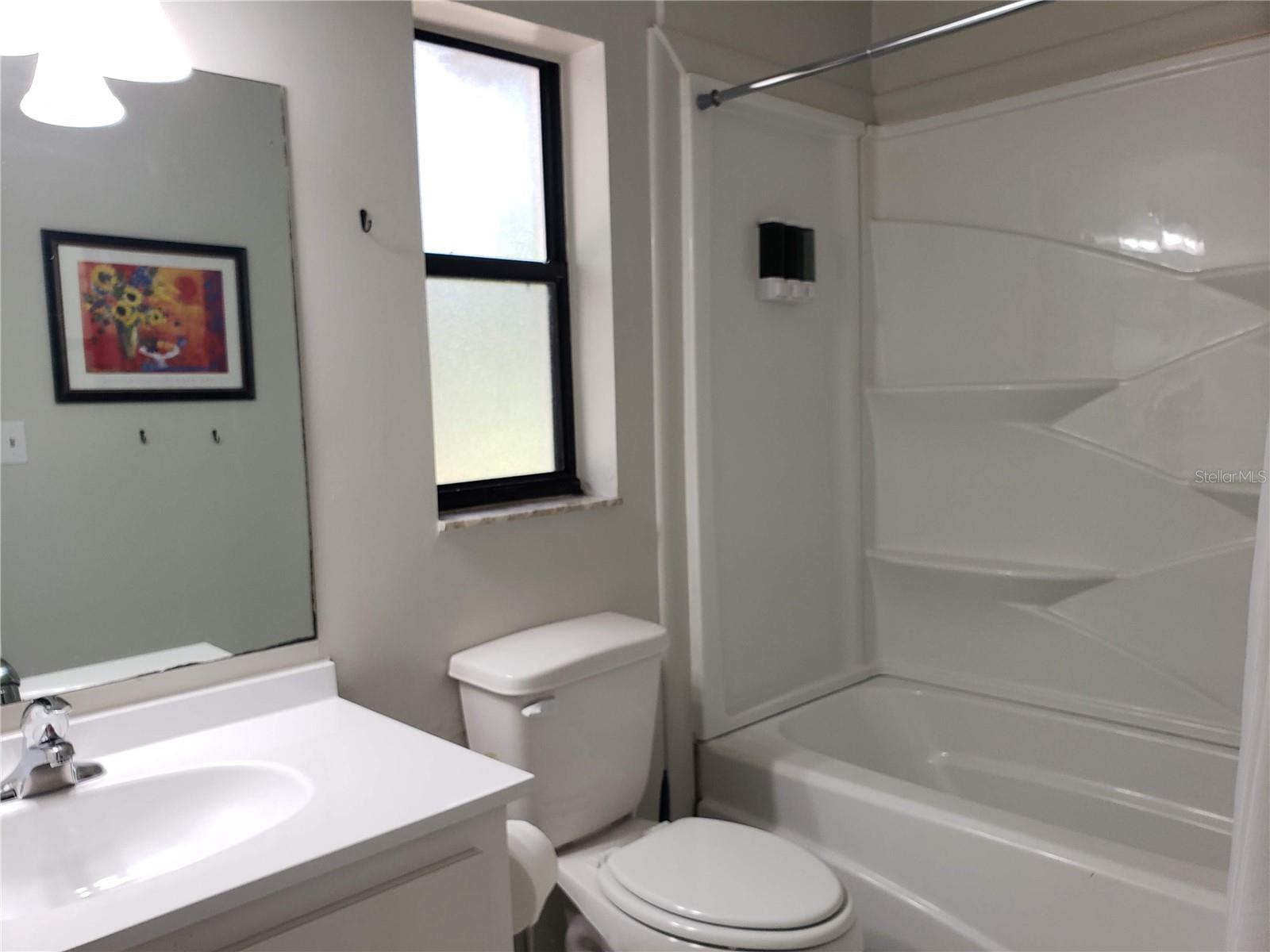 Listing photo id 2 for 3425 56th Avenue