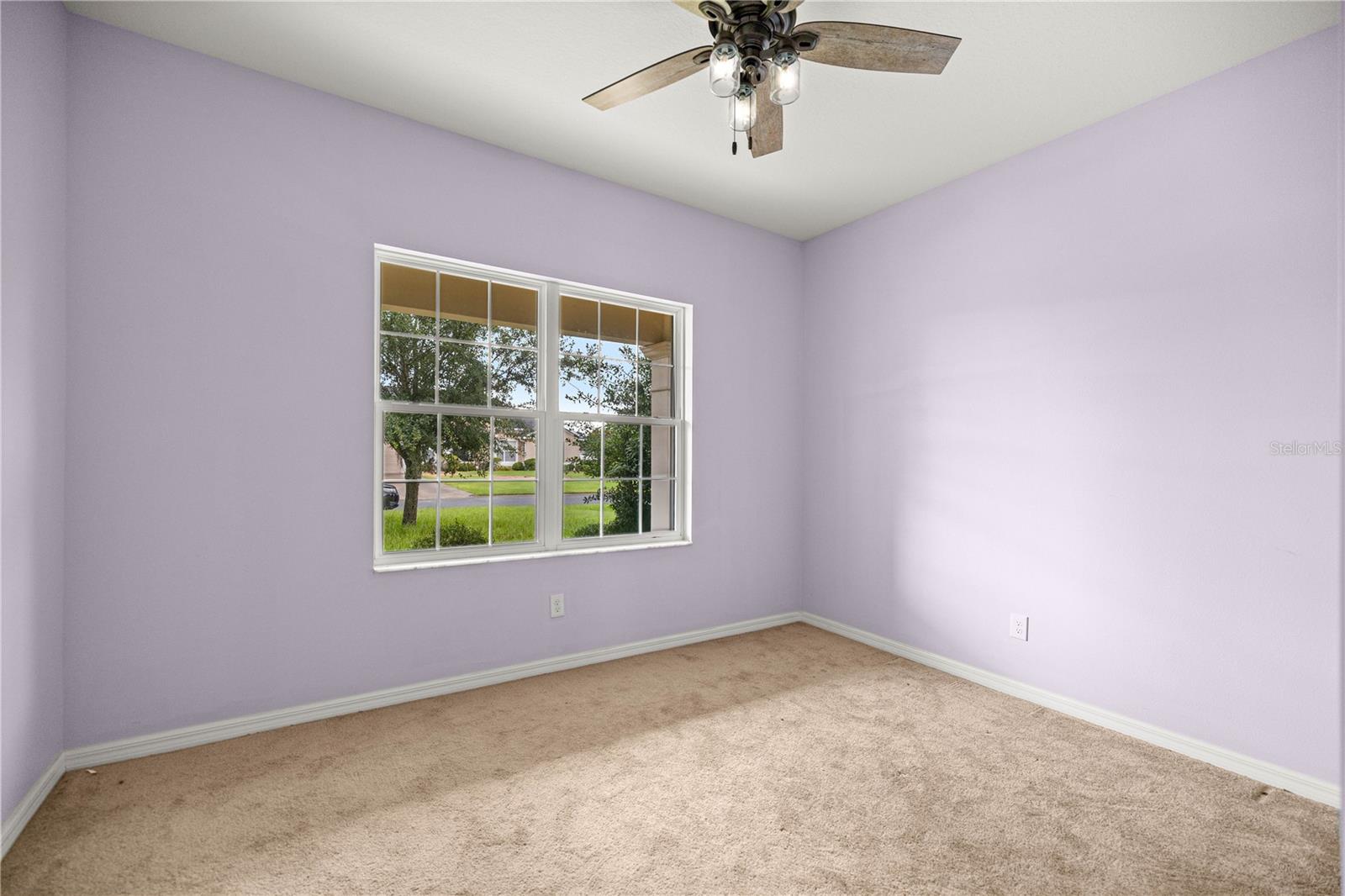 Image 23 of 33 For 950 46th Place