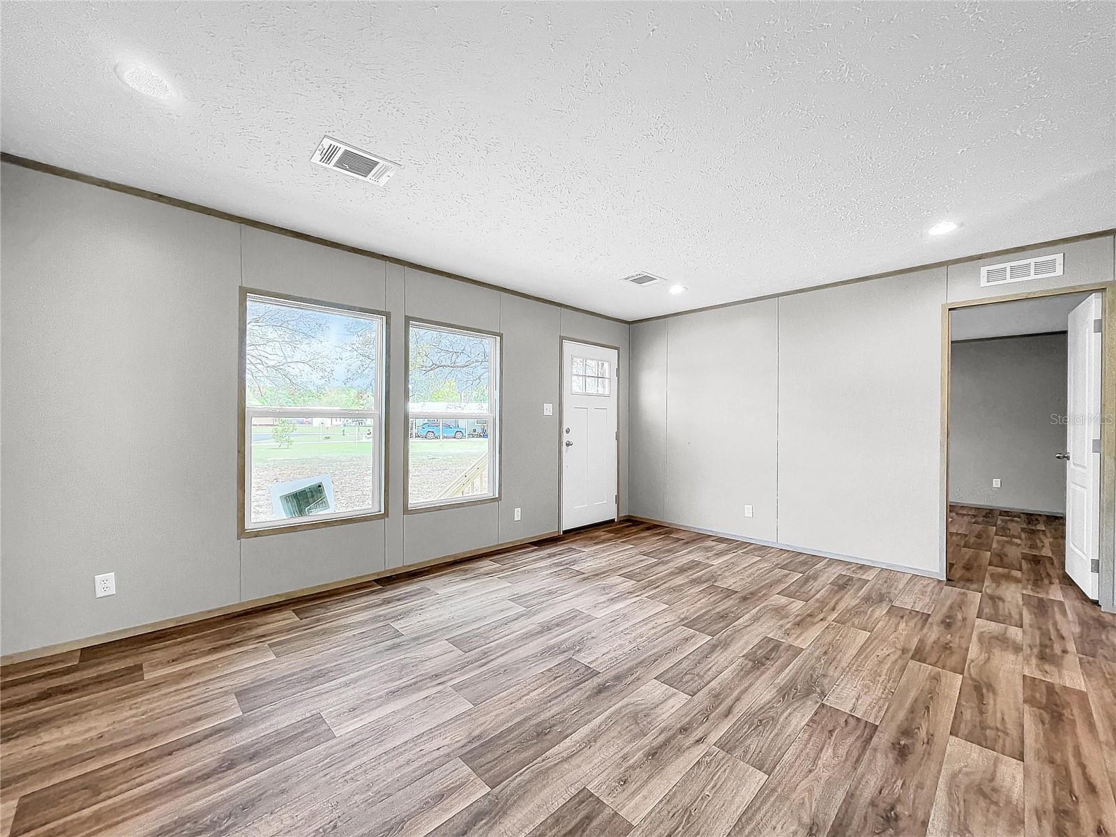 Image 17 of 70 For 8325 Fairgrove Terrace