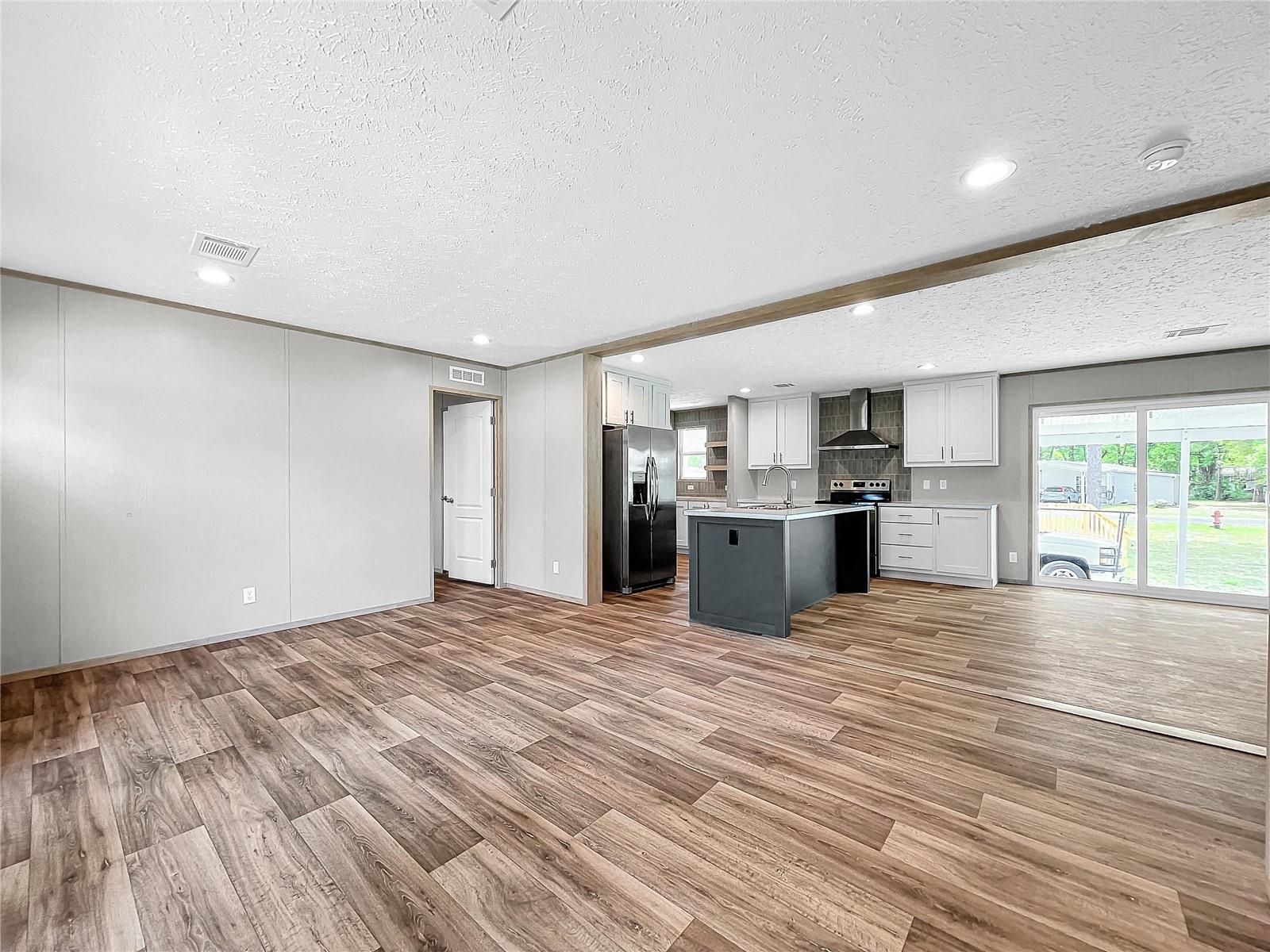 Image 20 of 70 For 8325 Fairgrove Terrace