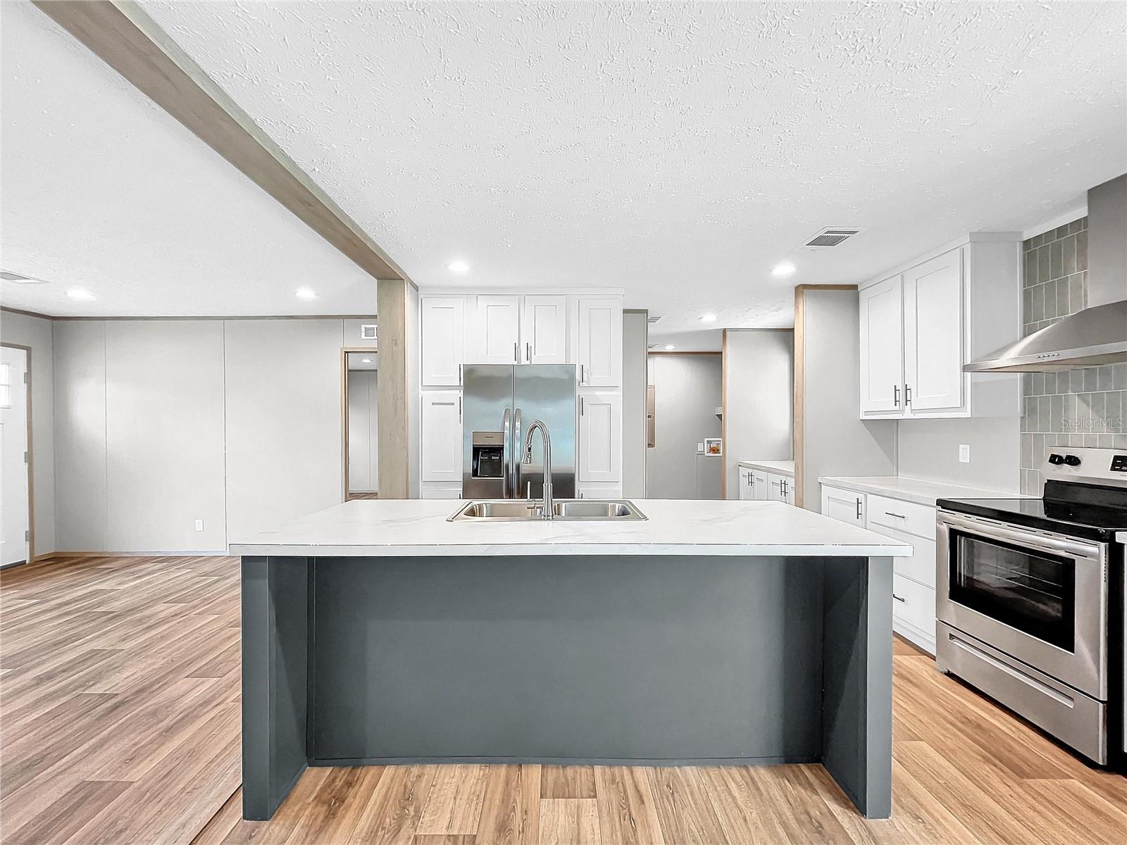Image 25 of 70 For 8325 Fairgrove Terrace