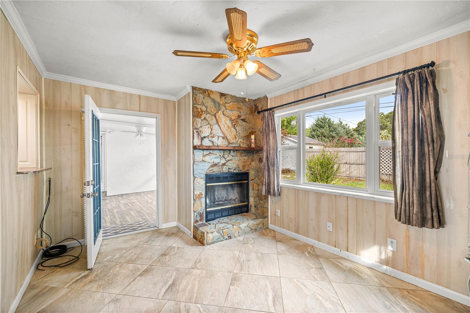 Listing photo id 6 for 316 Lincoln Avenue