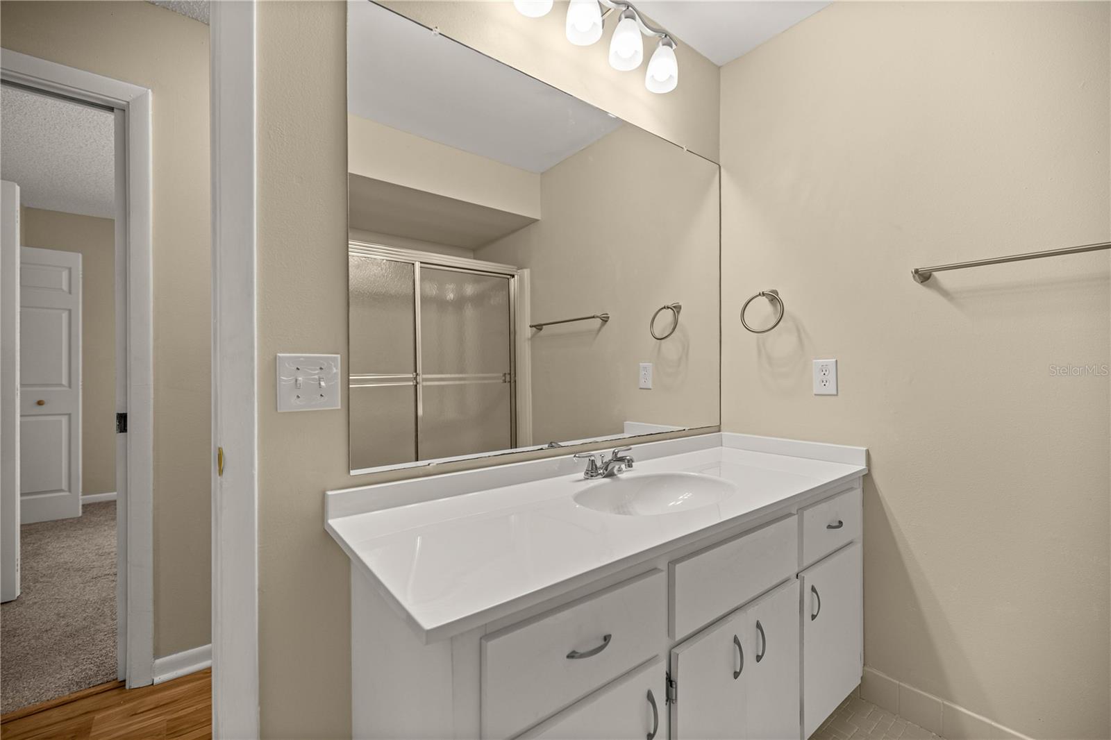 Image 11 of 31 For 3776 Sunnydale Street
