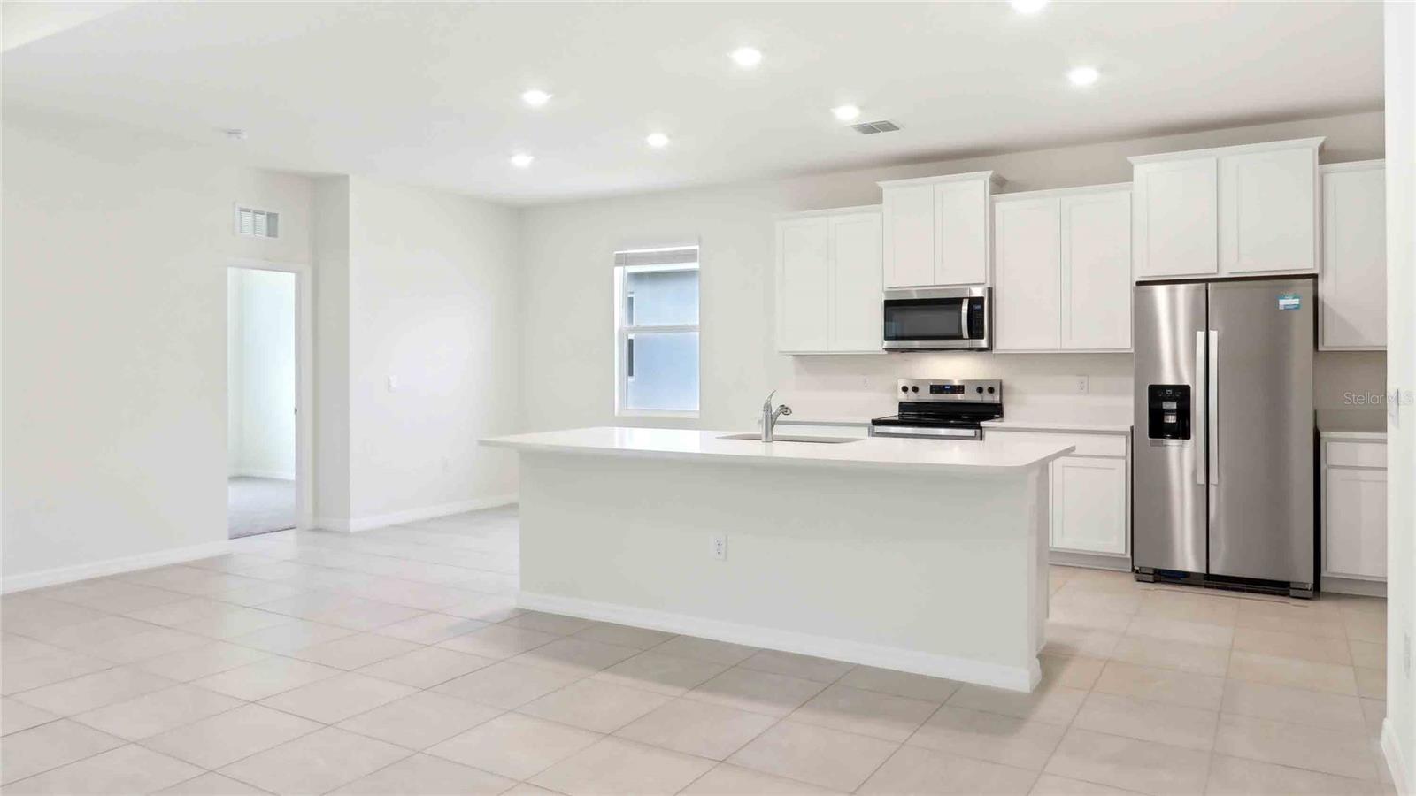Listing photo id 11 for 11282 Curio Drive