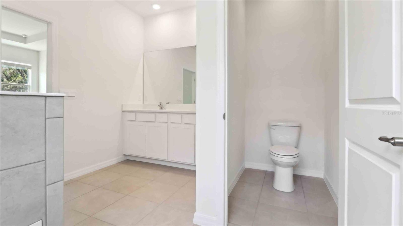 Listing photo id 16 for 11282 Curio Drive