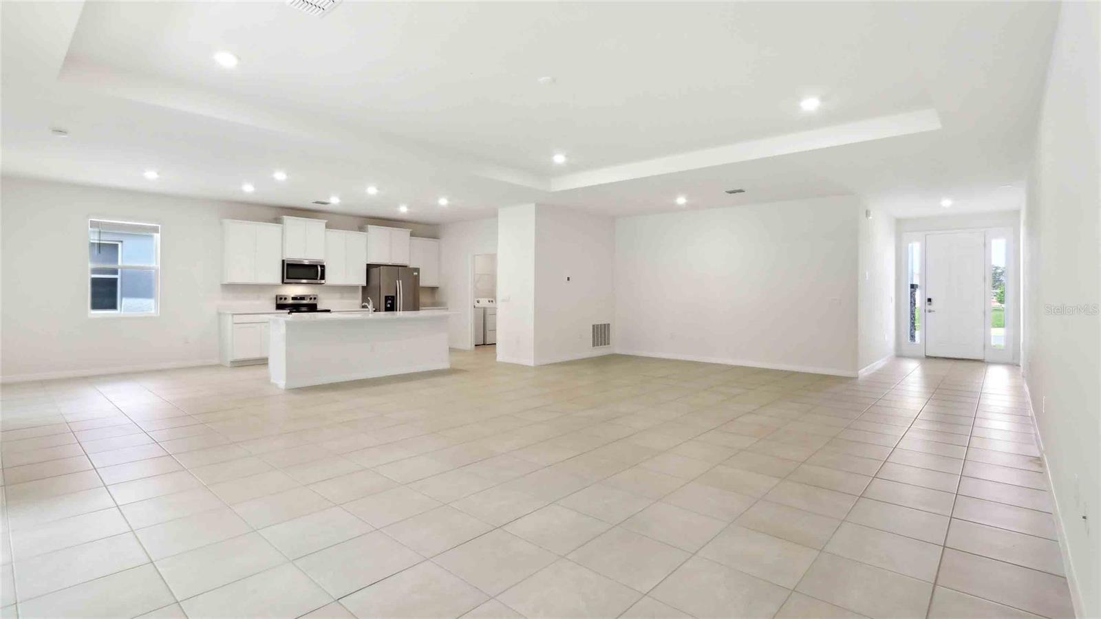 Listing photo id 7 for 11282 Curio Drive