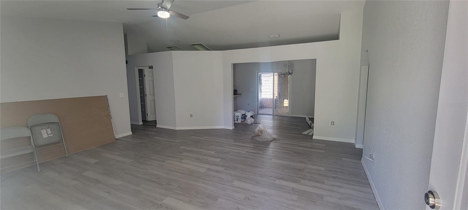 Image 2 of 14 For 22 Hemlock Terrace