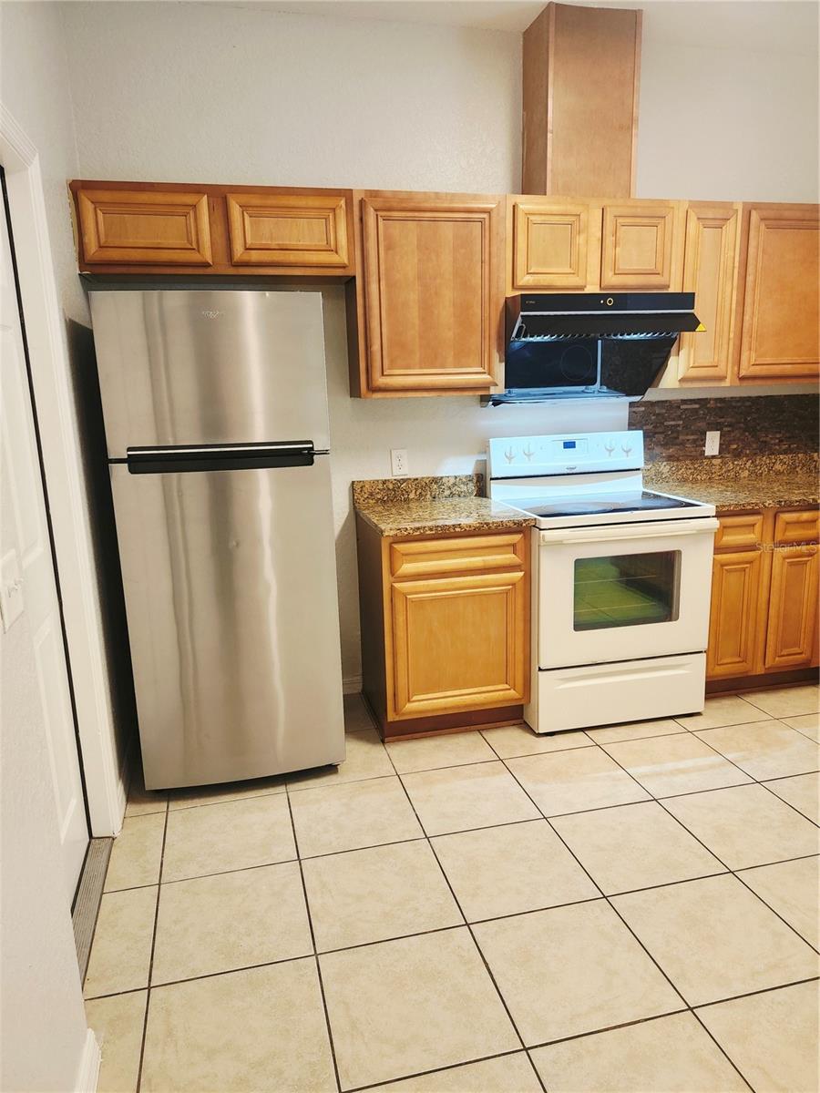 Image 10 of 32 For 5186 122nd Boulevard