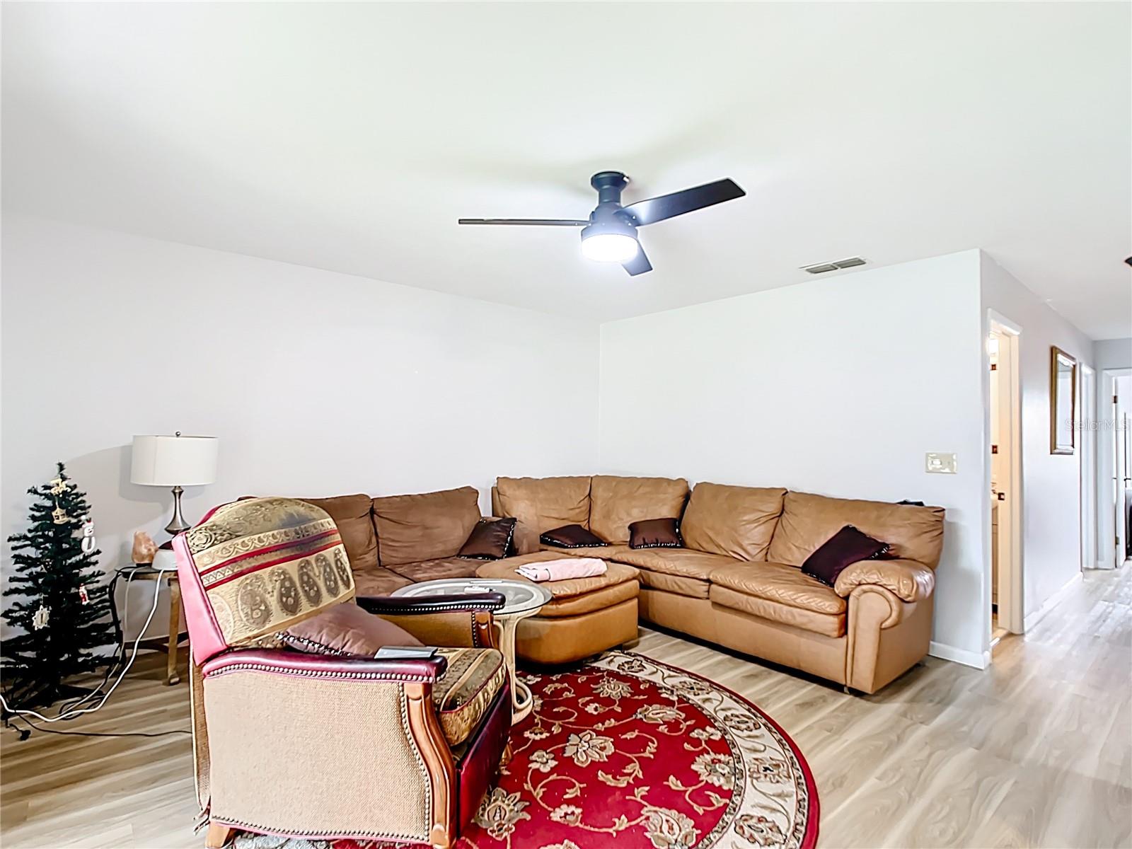 Image 9 of 14 For 548 Fairways Drive B