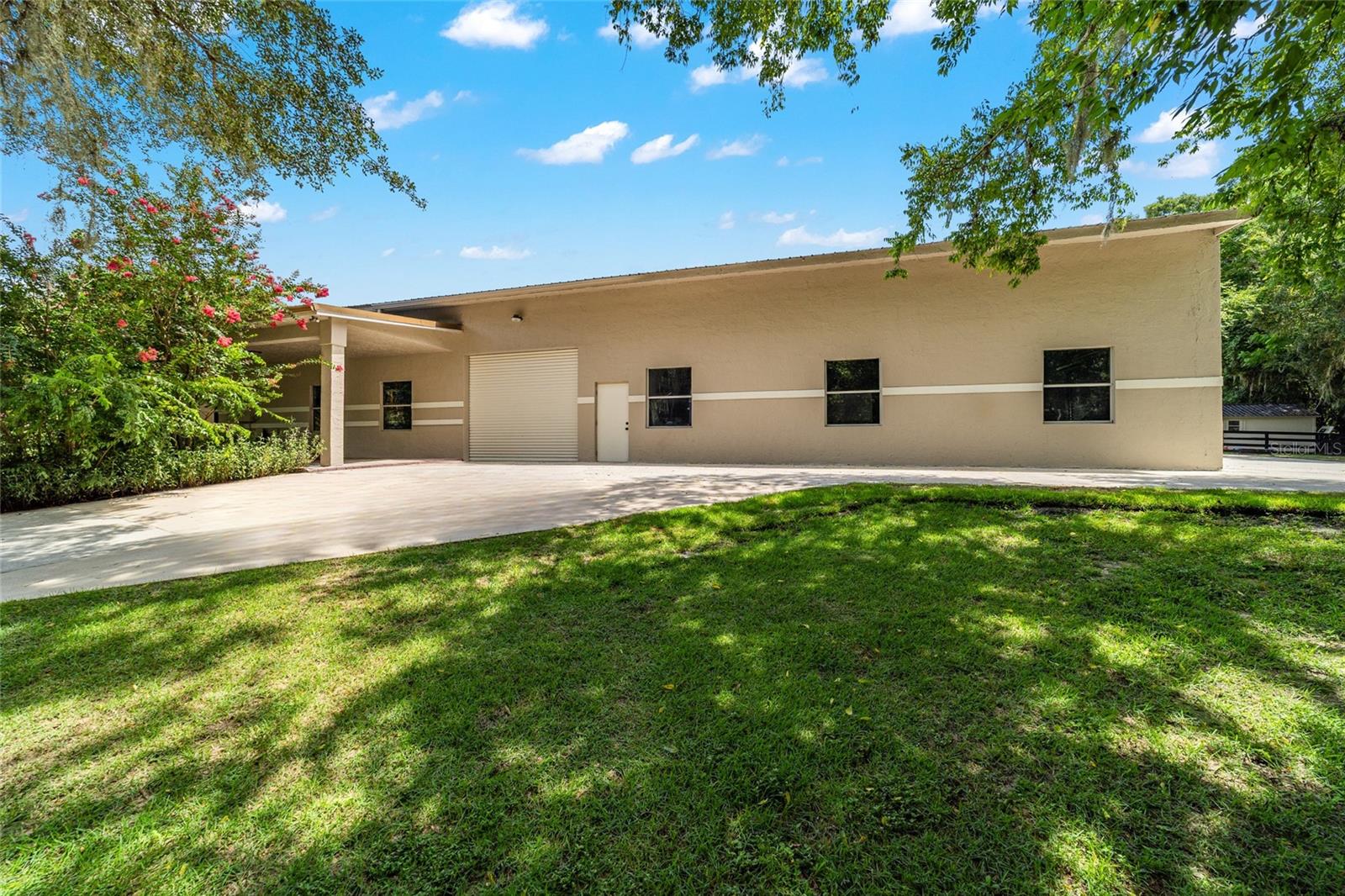 Image 39 of 90 For 14650 160th Avenue