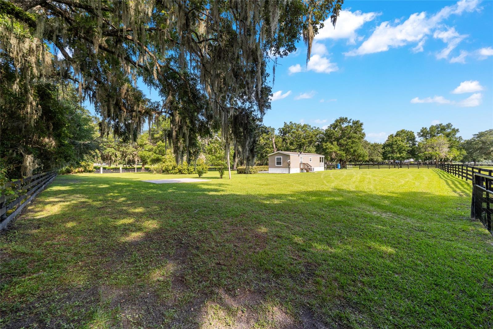 Image 60 of 90 For 14650 160th Avenue