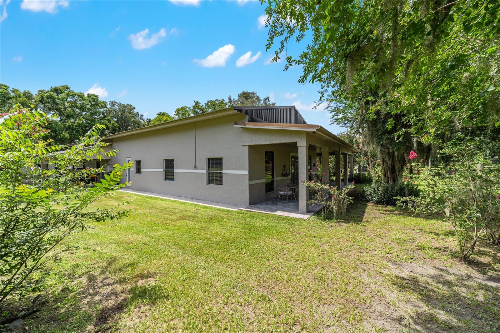 Image 8 of 90 For 14650 160th Avenue