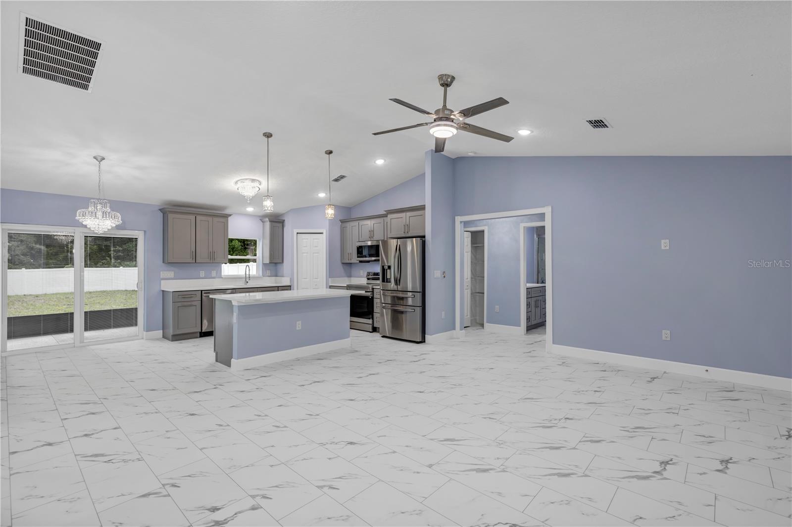 Image 11 of 40 For 12694 42nd Court