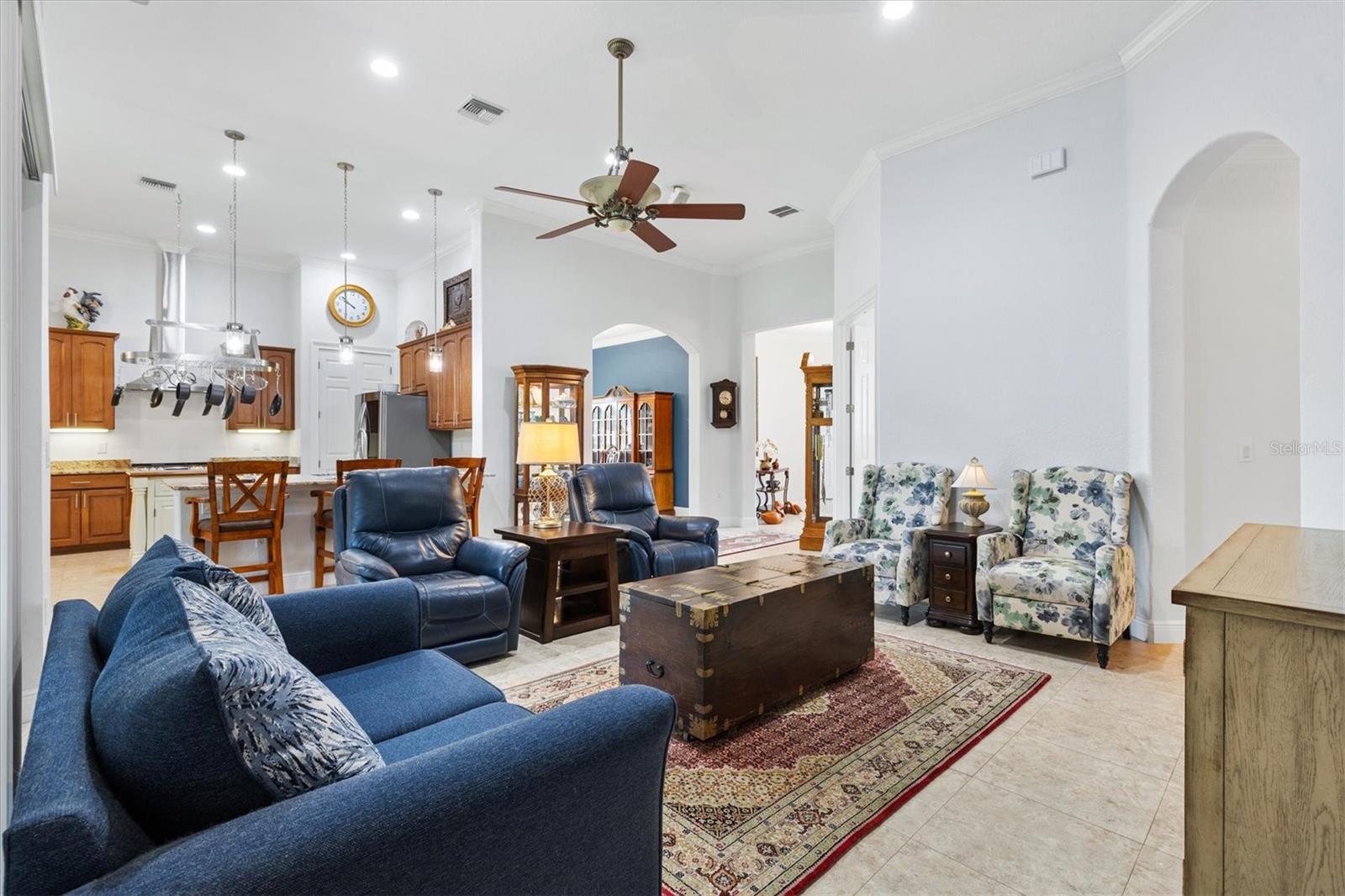 Image 8 of 45 For 5233 Fountain Walk