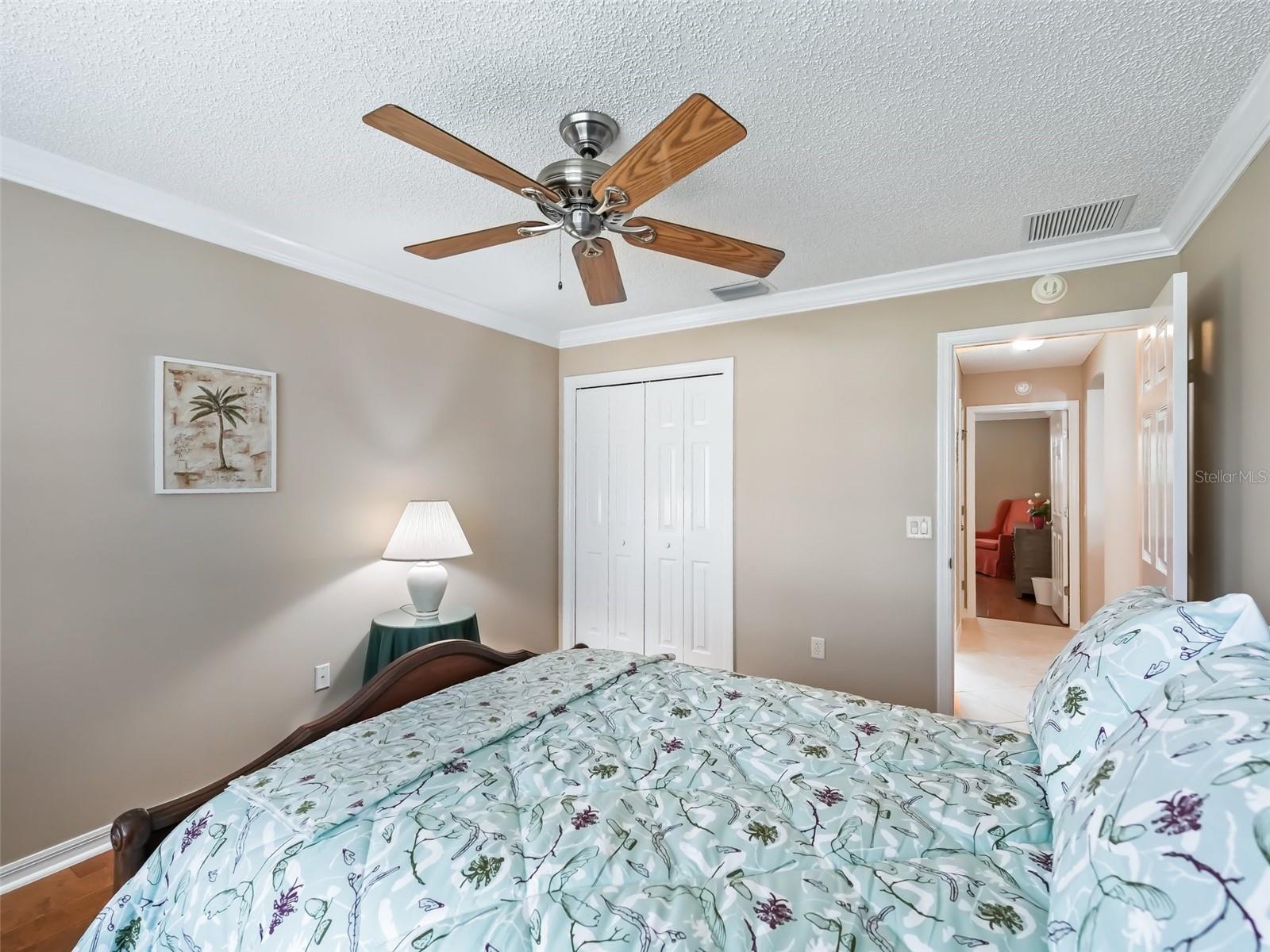 Image 21 of 25 For 1095 Blythe Way