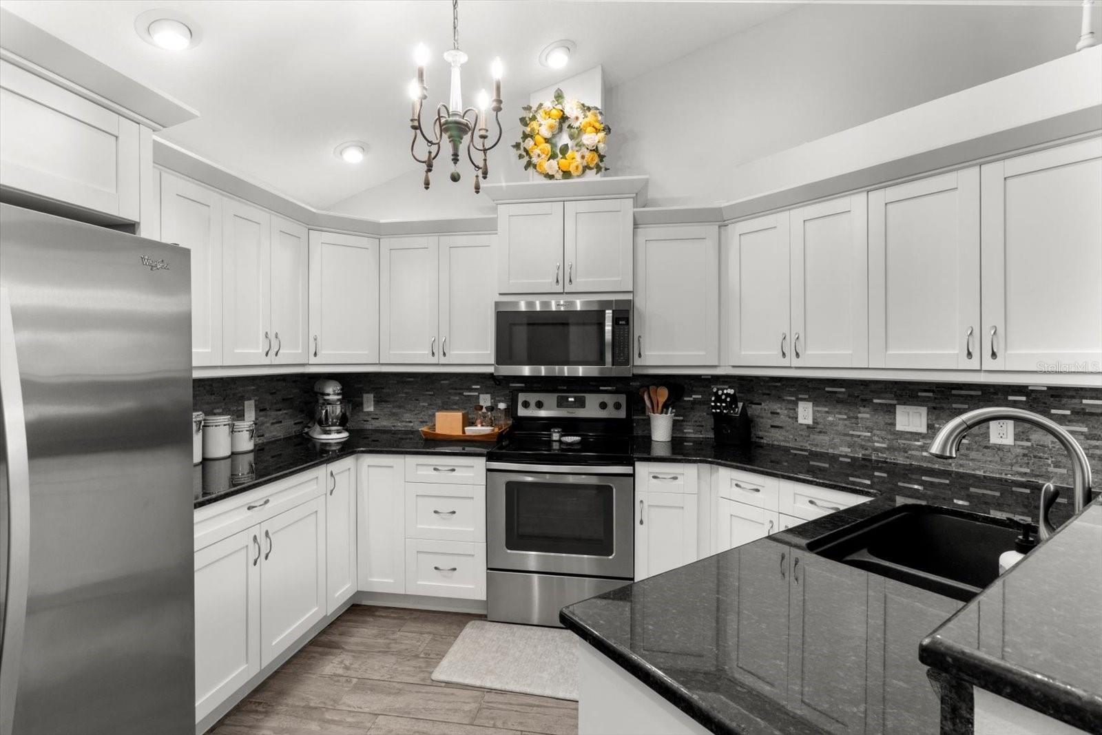 Listing photo id 11 for 5317 Tortuga Loop