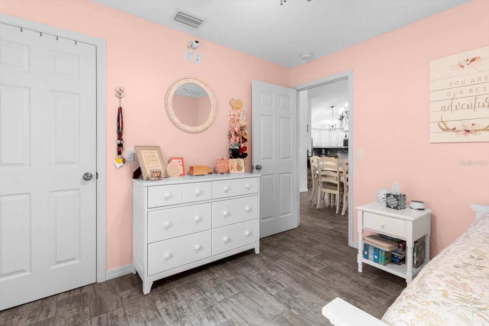 Listing photo id 15 for 5317 Tortuga Loop