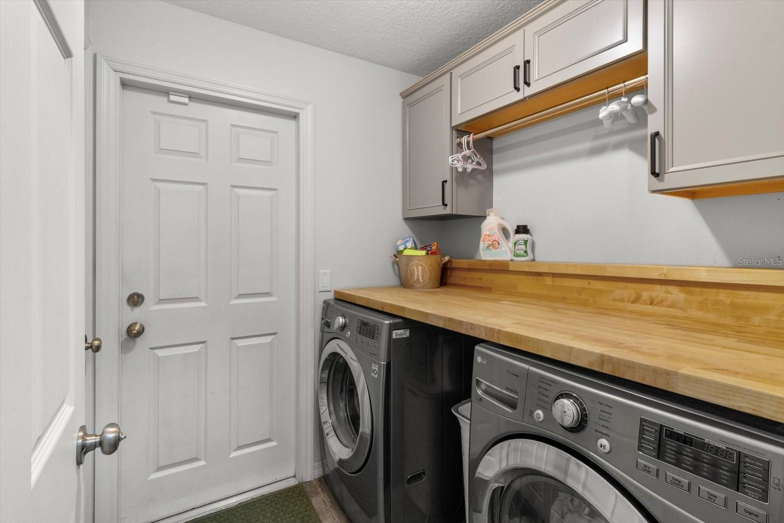 Listing photo id 20 for 5317 Tortuga Loop