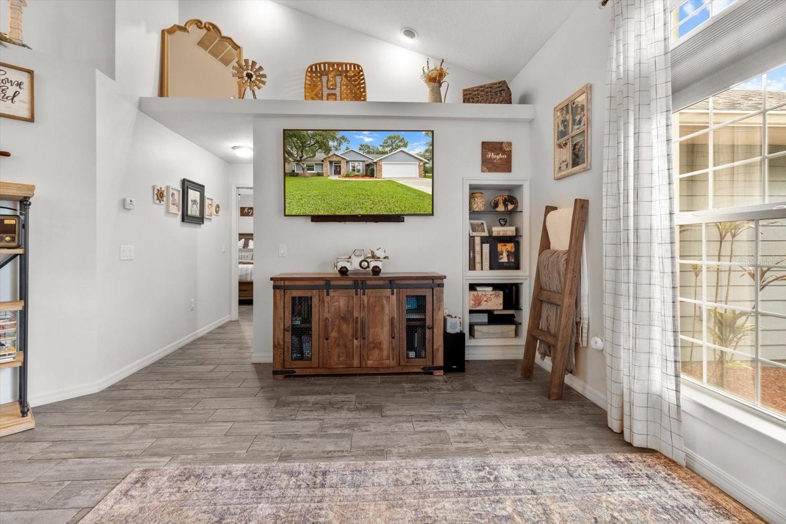Listing photo id 7 for 5317 Tortuga Loop