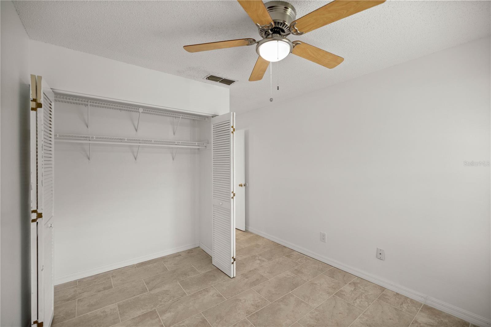 Image 17 of 22 For 2701 10th Street 403