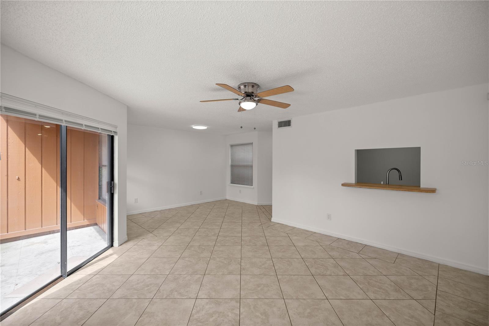 Image 8 of 22 For 2701 10th Street 403