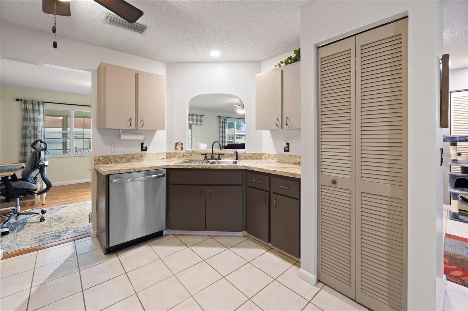 Image 10 of 24 For 9669 94th Avenue D