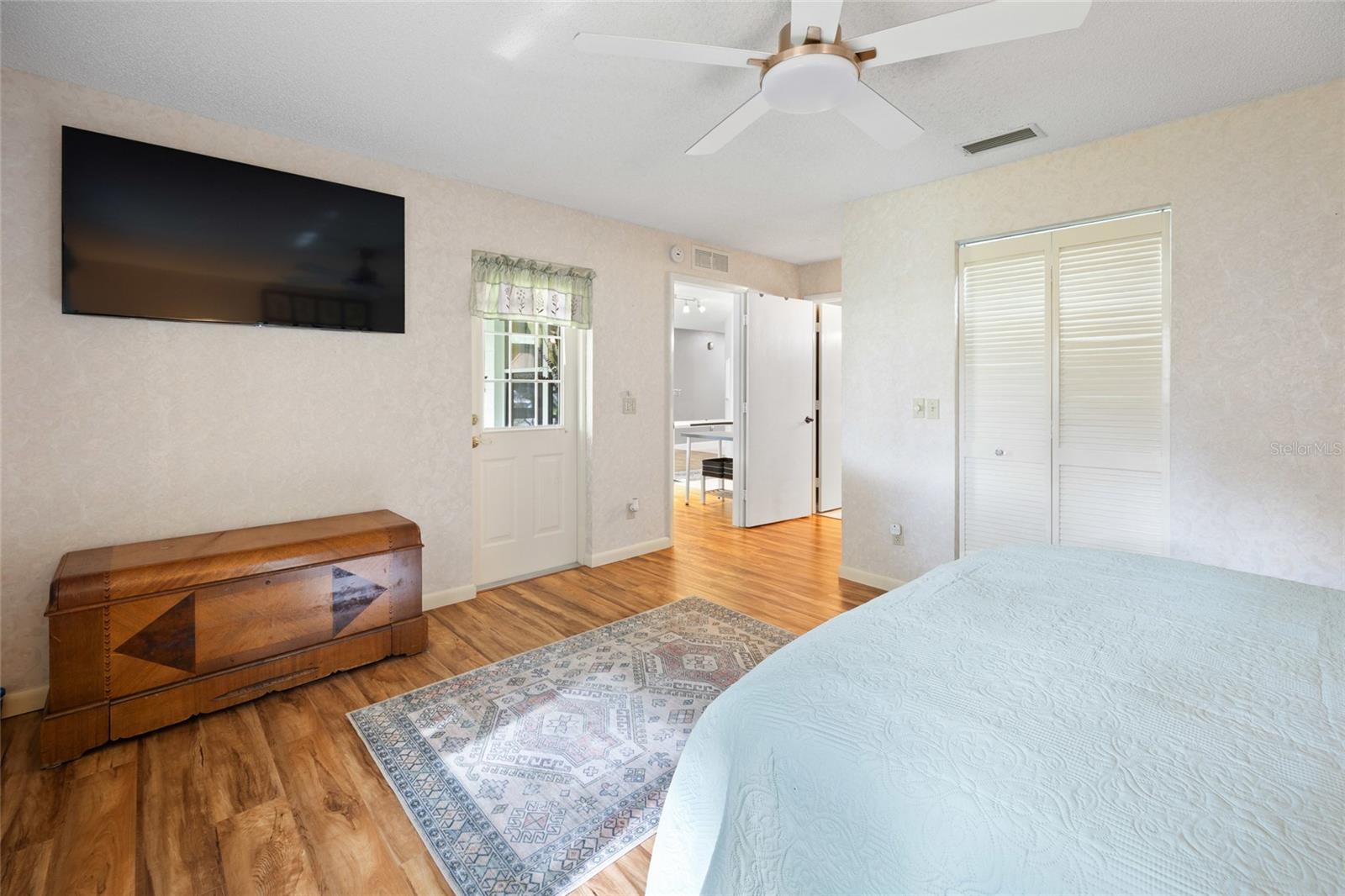Image 15 of 24 For 9669 94th Avenue D