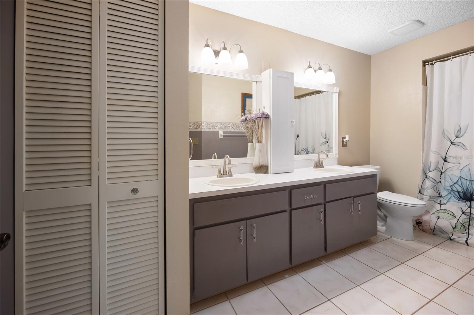Image 17 of 24 For 9669 94th Avenue D
