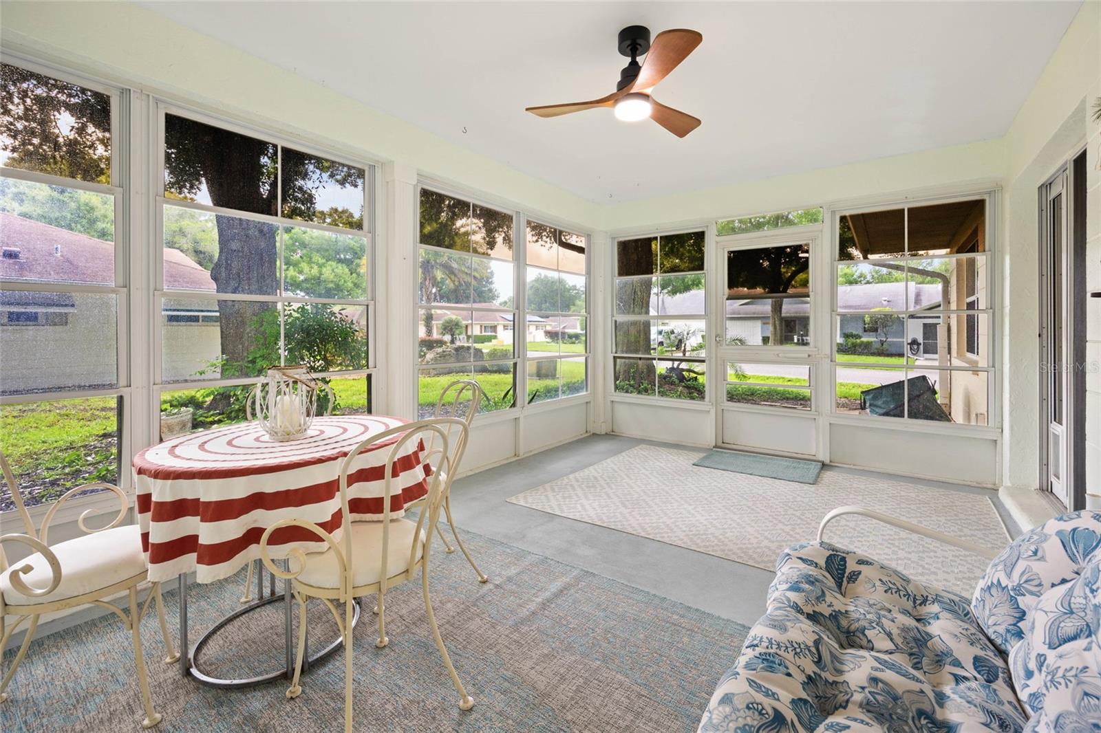 Image 19 of 24 For 9669 94th Avenue D