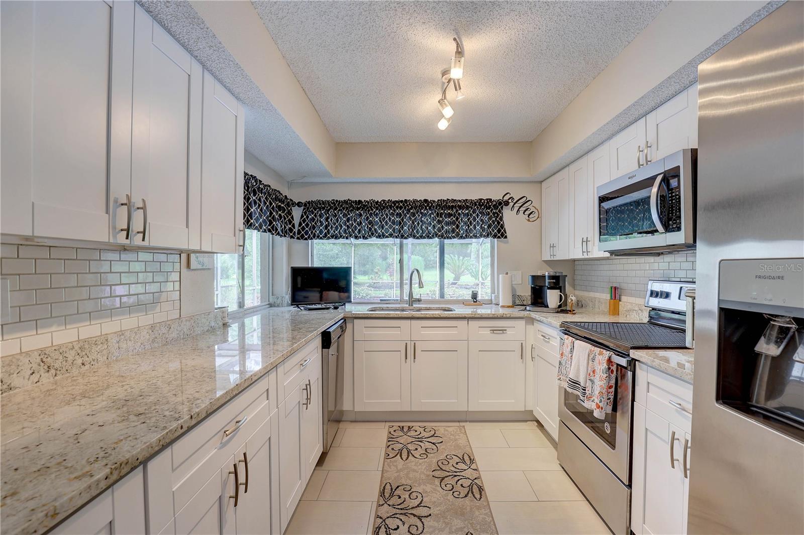 Image 11 of 52 For 13006 Pebble Beach Circle