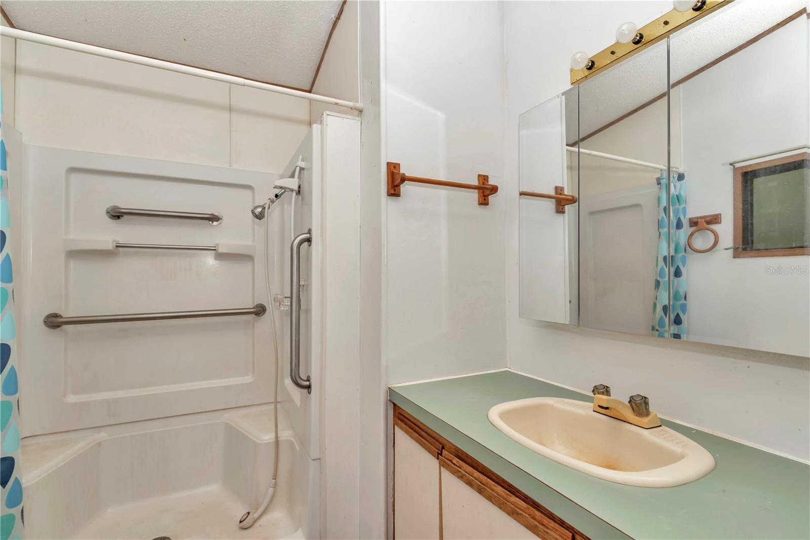 Image 16 of 20 For 17445 11th Street