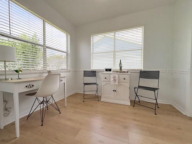 Image 14 of 40 For 528 Valencia Place