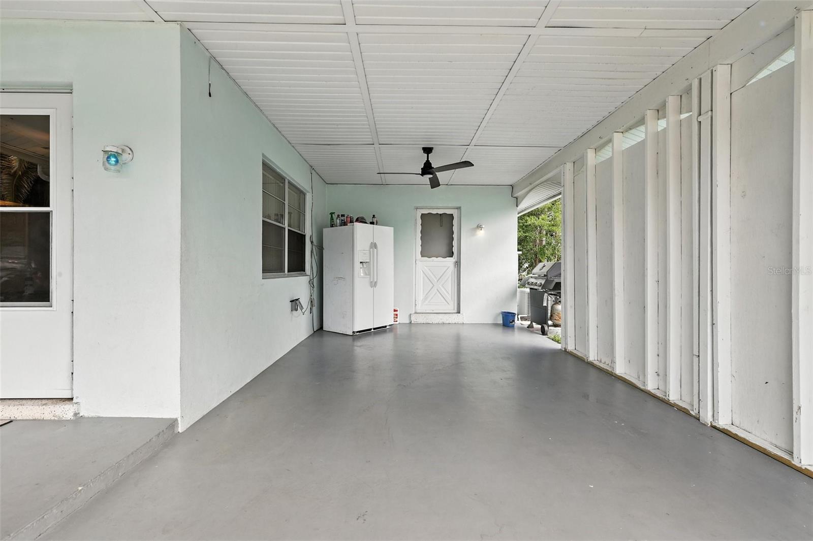 Image 7 of 25 For 9212 Elliot Way