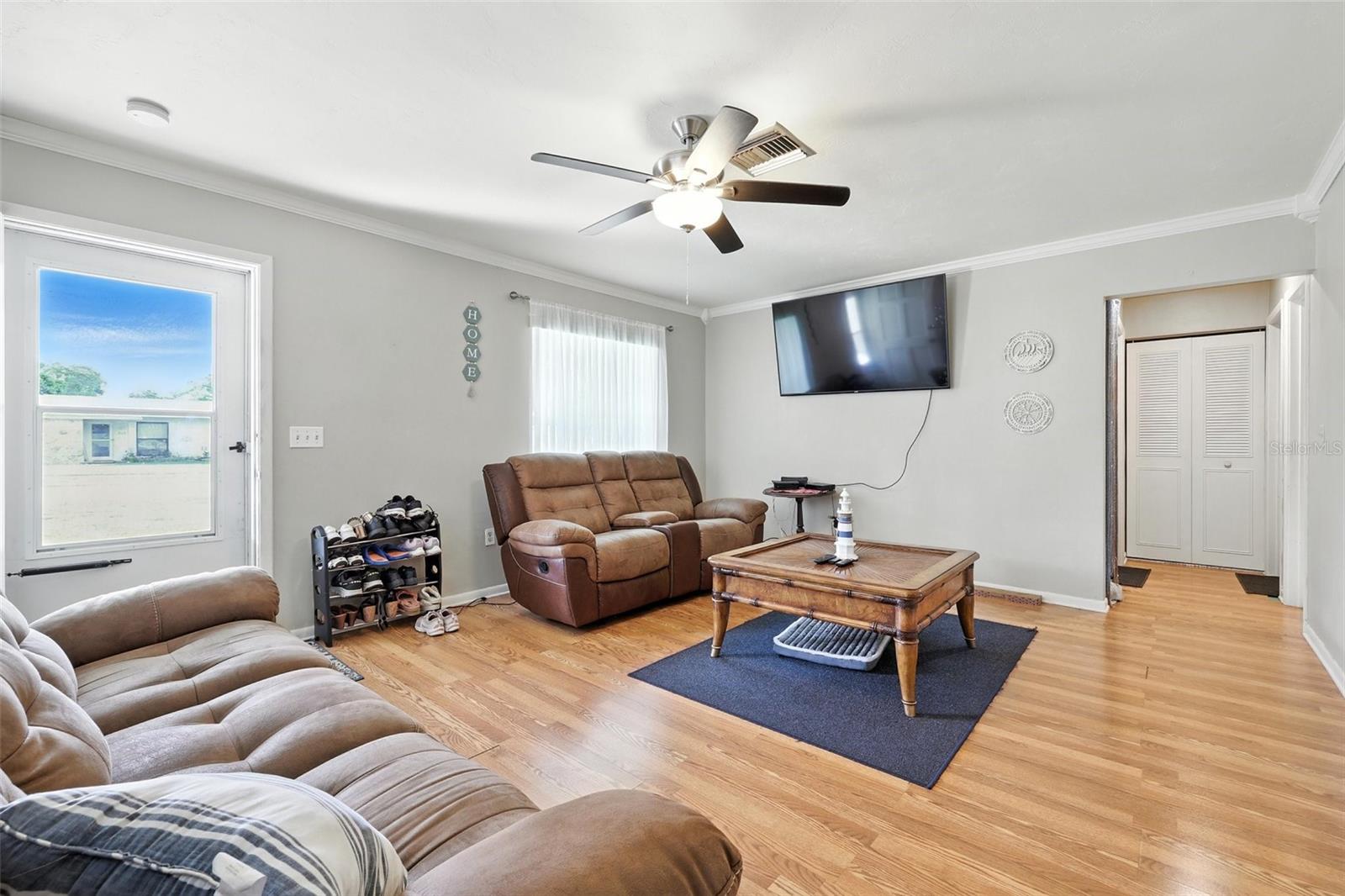 Image 9 of 25 For 9212 Elliot Way