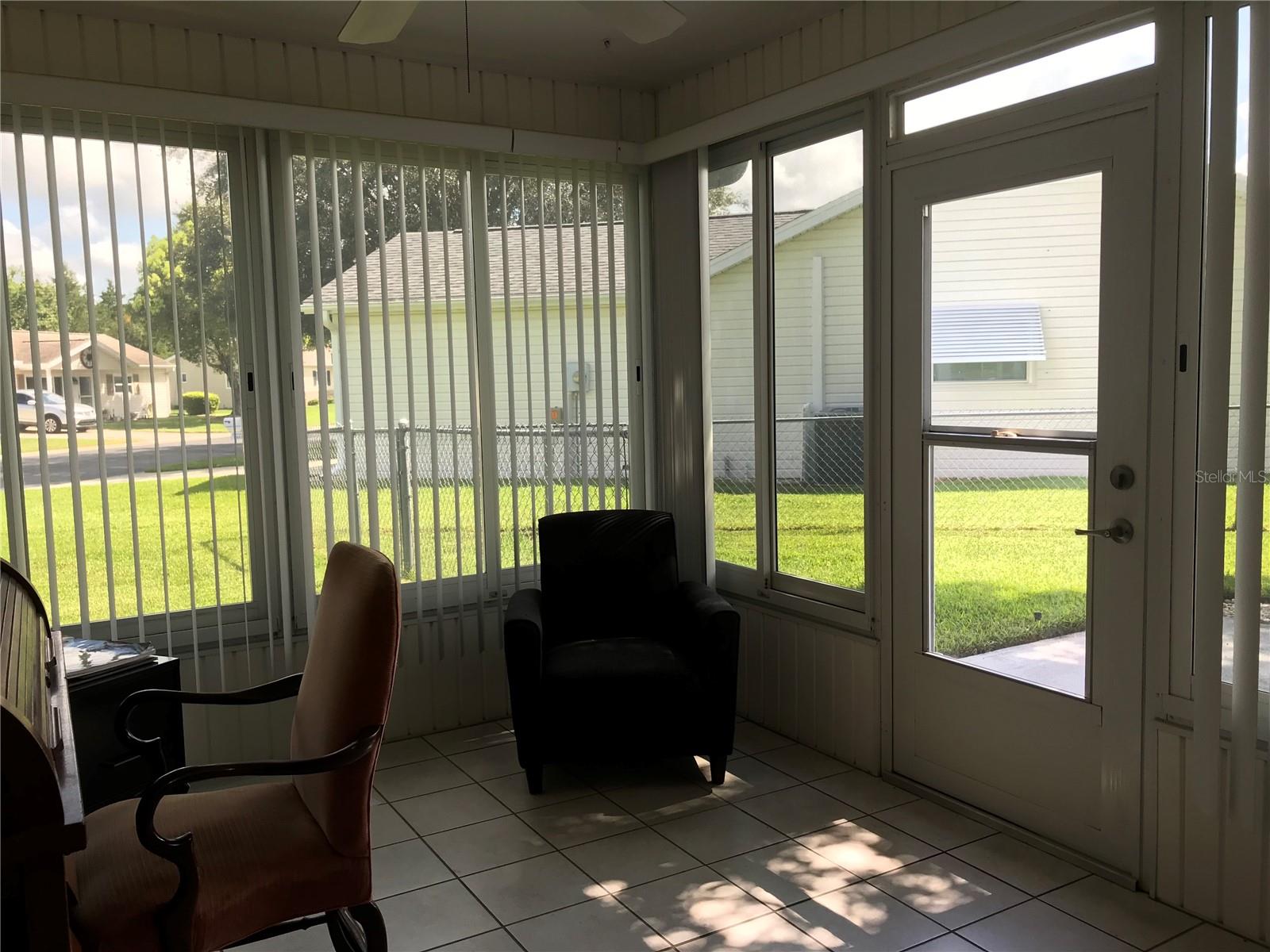 Image 27 of 37 For 11879 137th Loop