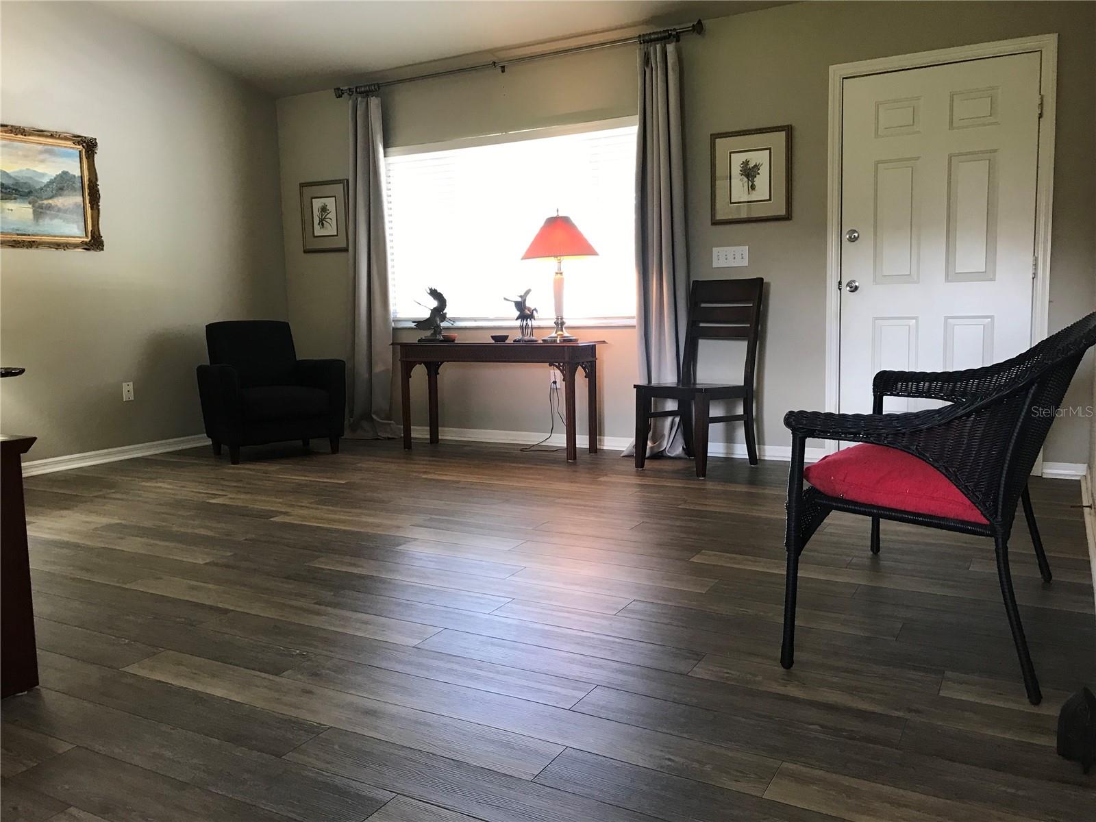 Image 8 of 37 For 11879 137th Loop