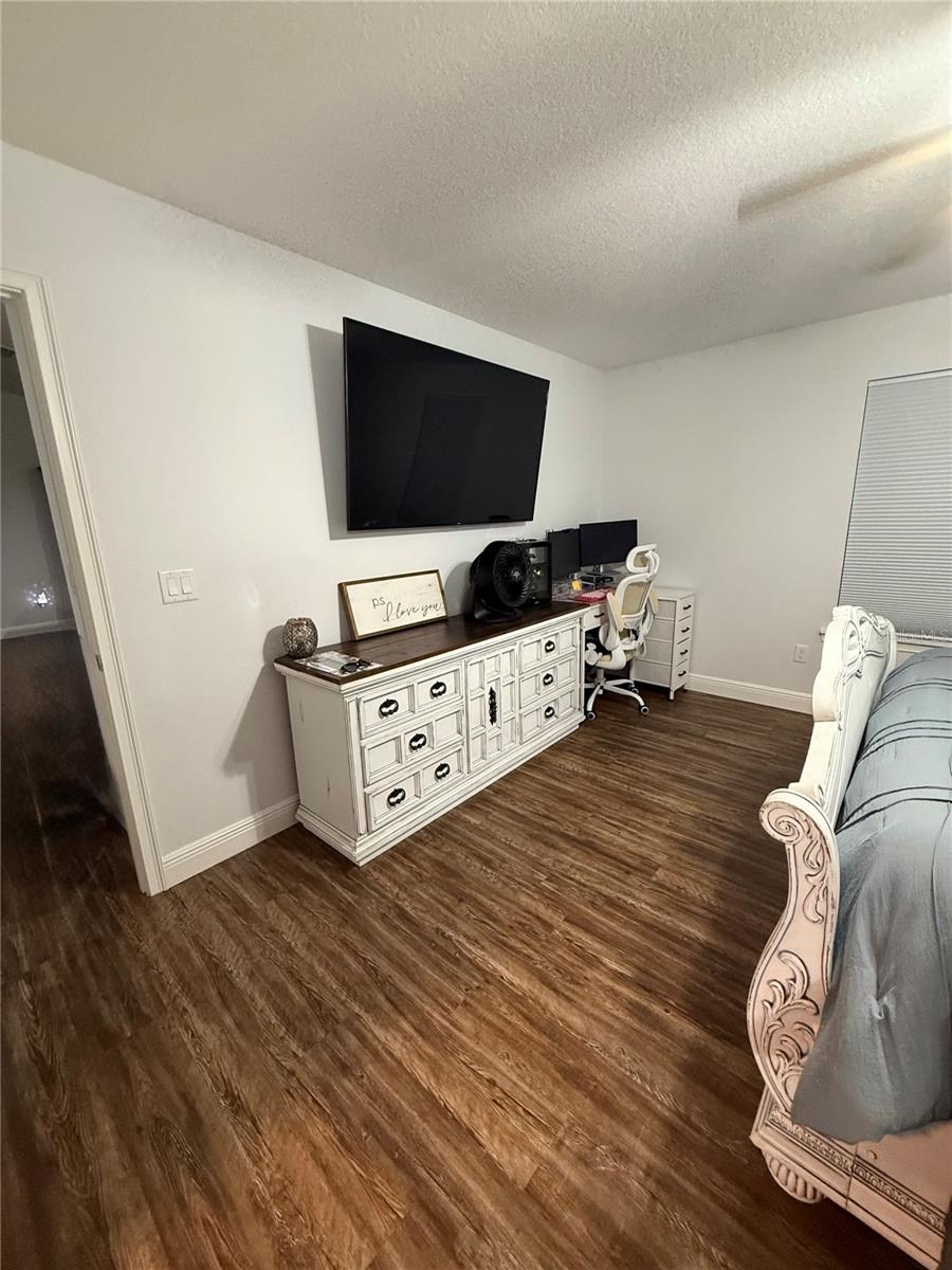 Image 15 of 25 For 4492 45th Street