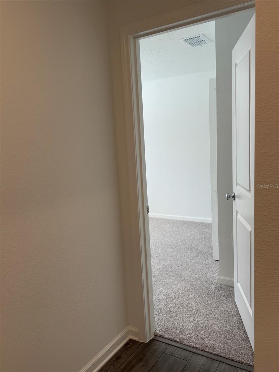 Image 13 of 40 For 4612 Sw 83rd Loop