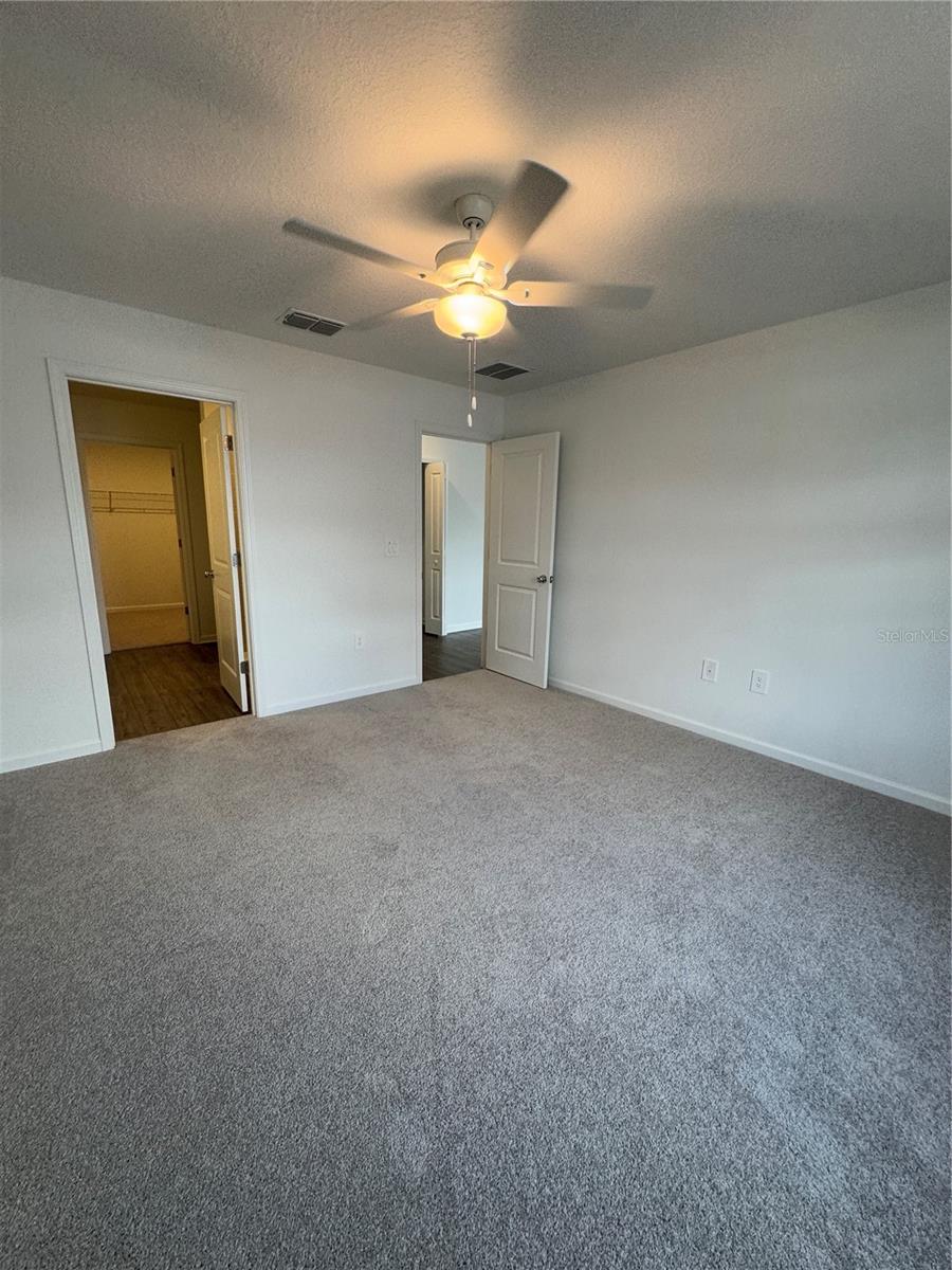 Image 19 of 40 For 4612 Sw 83rd Loop
