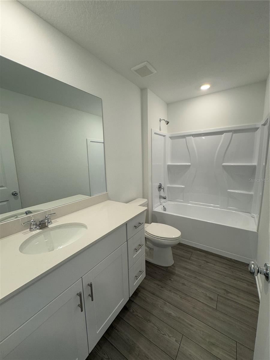 Image 22 of 40 For 4612 Sw 83rd Loop