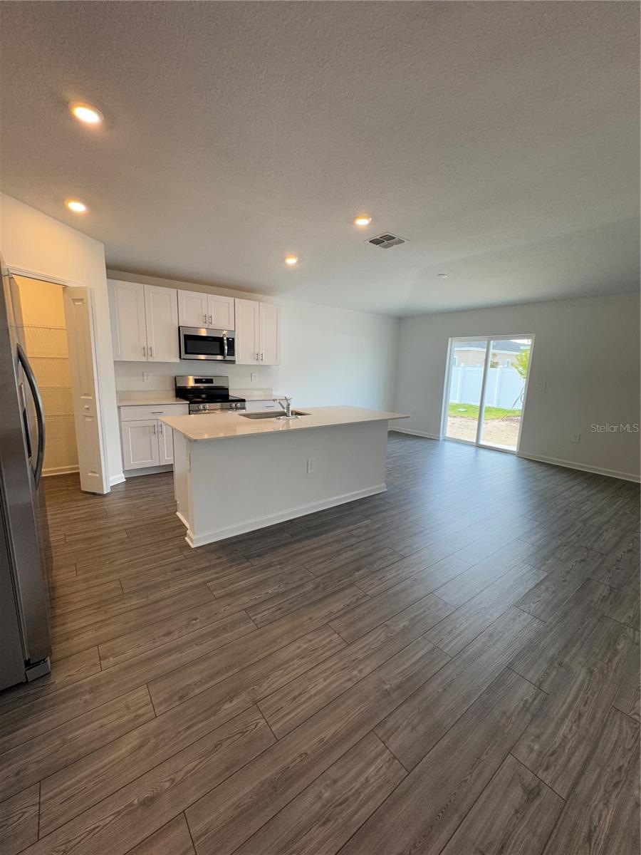 Image 29 of 40 For 4612 Sw 83rd Loop