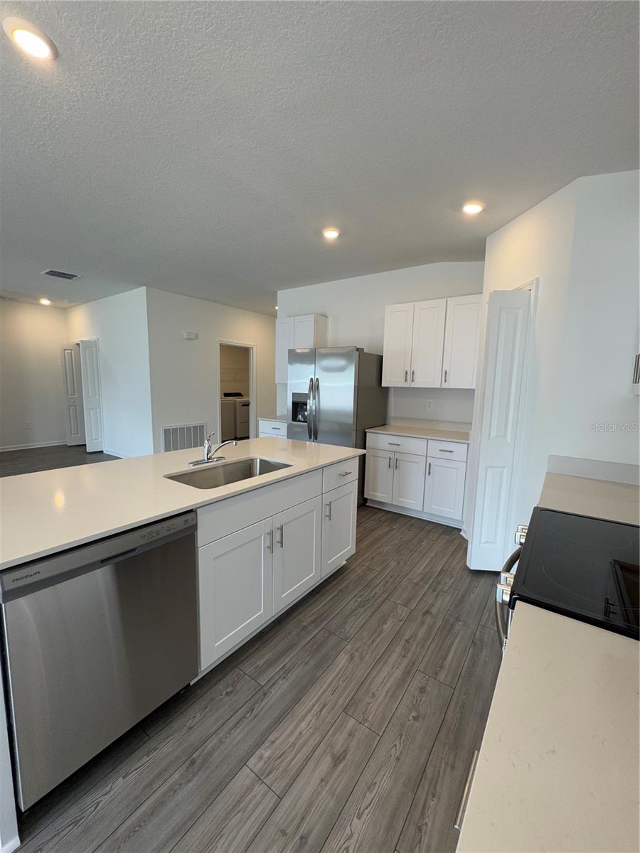 Image 31 of 40 For 4612 Sw 83rd Loop