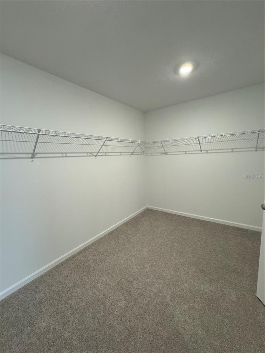Image 34 of 40 For 4612 Sw 83rd Loop